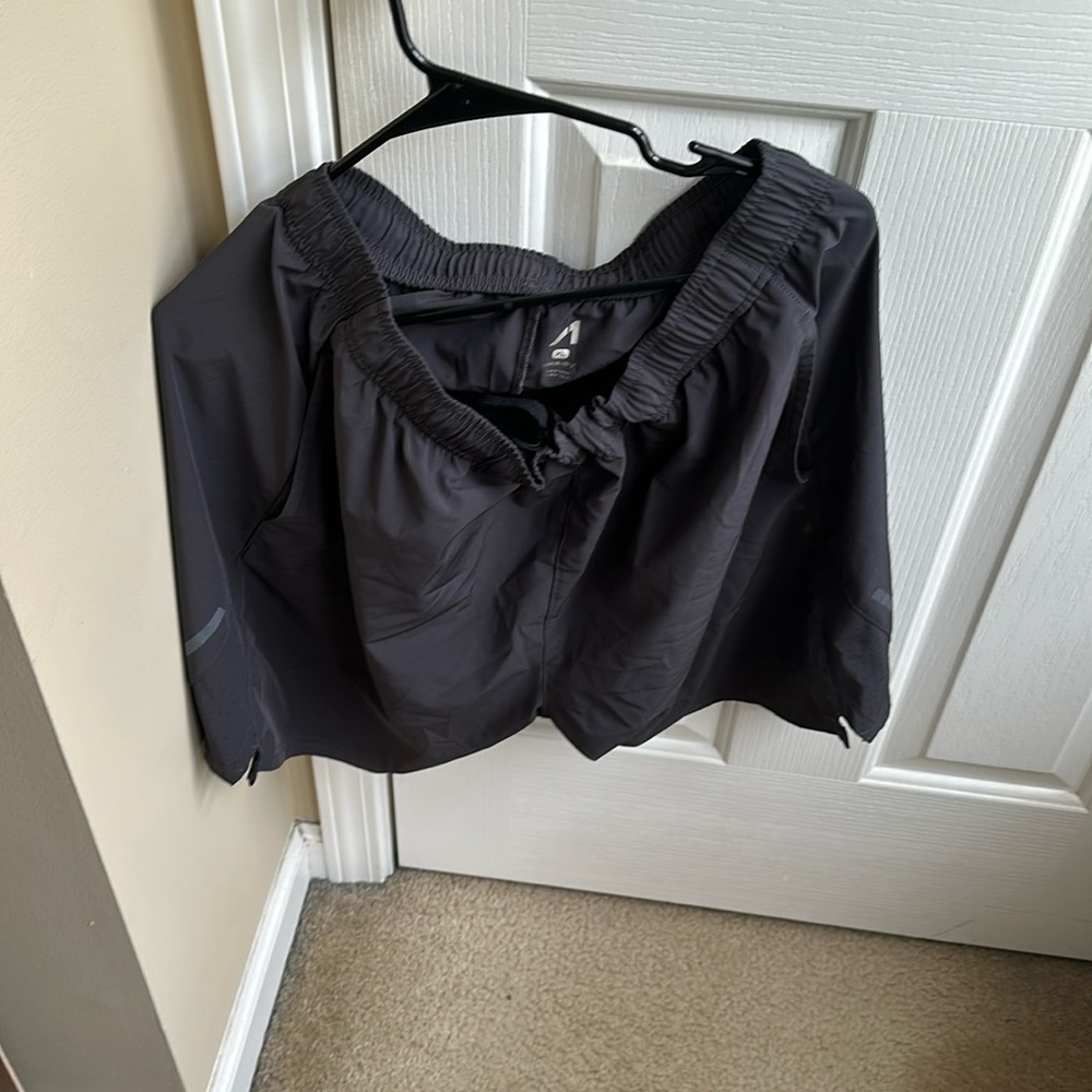 Alive Dark Gray shorts